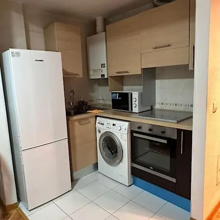 Alquiler De Piso Tipo Estudio Apartment *